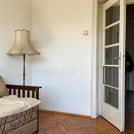 Maja City Center Apartment Belgrado Esterno foto